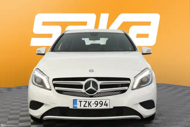 Valkoinen Viistoperä, Mercedes-Benz A – TZK-994