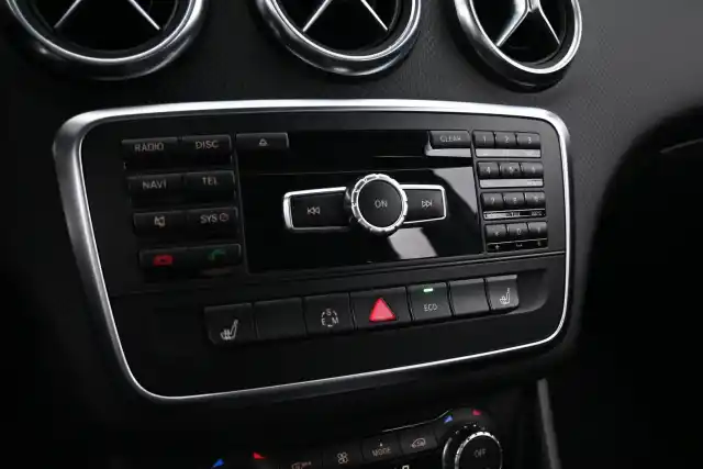 Musta Viistoperä, Mercedes-Benz A – TZL-272