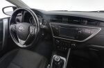 Sininen Farmari, Toyota Auris – TZM-151, kuva 10