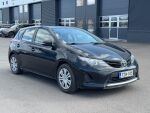 Musta Viistoperä, Toyota Auris – TZN-105, kuva 2