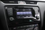 Valkoinen Viistoperä, Skoda Octavia – TZN-332, kuva 17