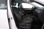 Valkoinen Viistoperä, Skoda Octavia – TZN-332, kuva 10