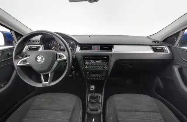 Sininen Viistoperä, Skoda Rapid – TZN-347