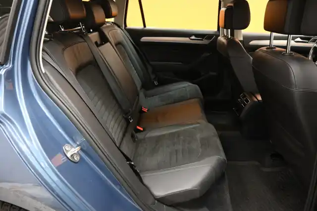Sininen Farmari, Volkswagen Passat – TZO-379