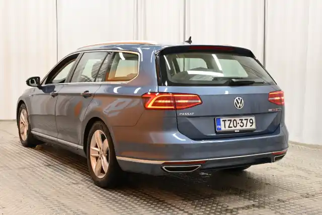 Sininen Farmari, Volkswagen Passat – TZO-379
