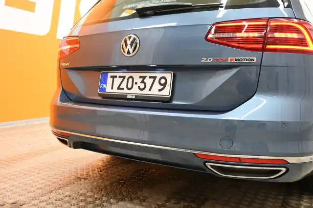 Sininen Farmari, Volkswagen Passat – TZO-379