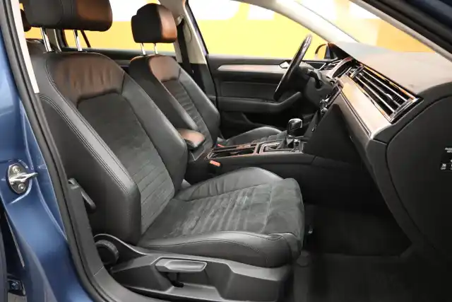 Sininen Farmari, Volkswagen Passat – TZO-379