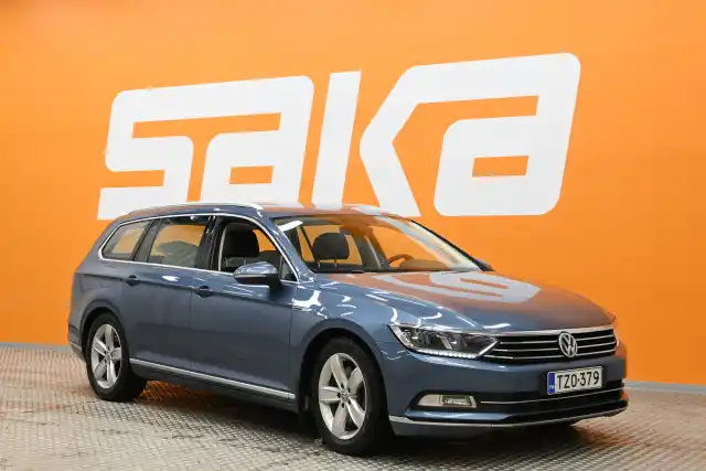 Sininen Farmari, Volkswagen Passat – TZO-379