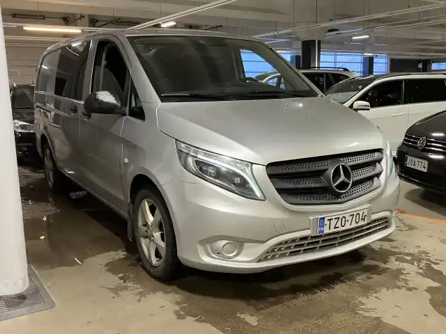 Harmaa Pakettiauto, Mercedes-Benz Vito – TZO-704