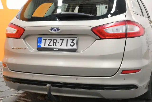 Harmaa Farmari, Ford Mondeo – TZR-713