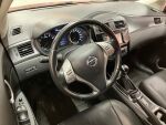 Punainen Viistoperä, Nissan Pulsar – TZT-857, kuva 5