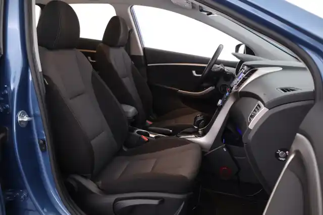 Sininen Farmari, Hyundai I30 – TZU-556