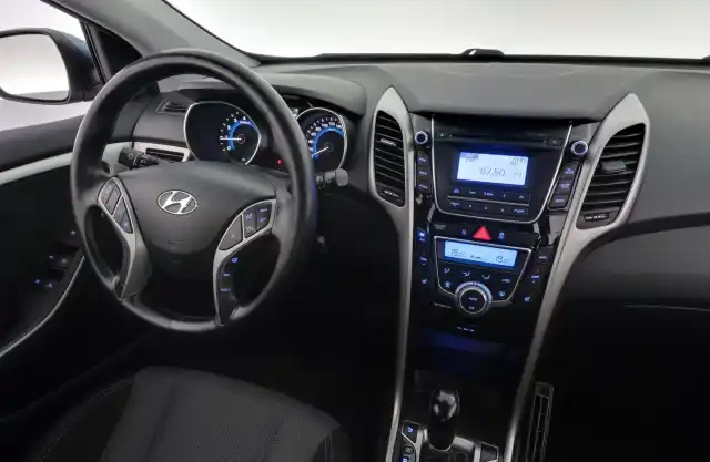 Sininen Farmari, Hyundai I30 – TZU-556