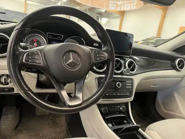 Musta Farmari, Mercedes-Benz CLA – TZU-859