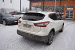 Valkoinen Maastoauto, Nissan Qashqai – TZX-477, kuva 2