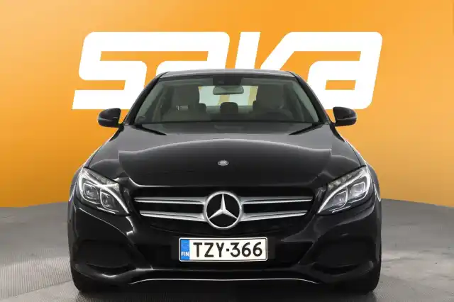 Musta Sedan, Mercedes-Benz C – TZY-366