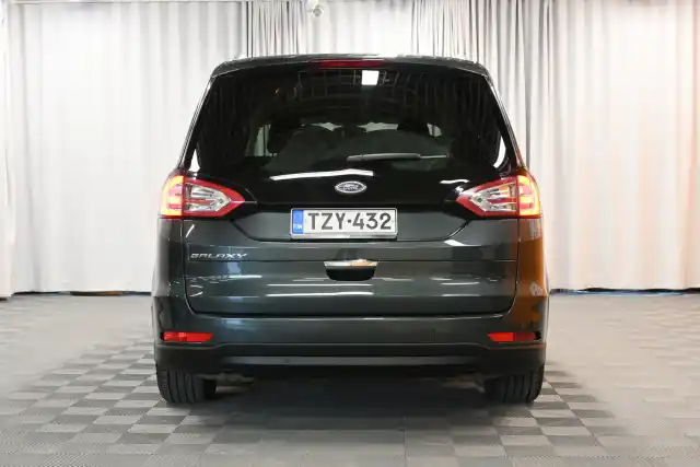 Vihreä Tila-auto, Ford Galaxy – TZY-432