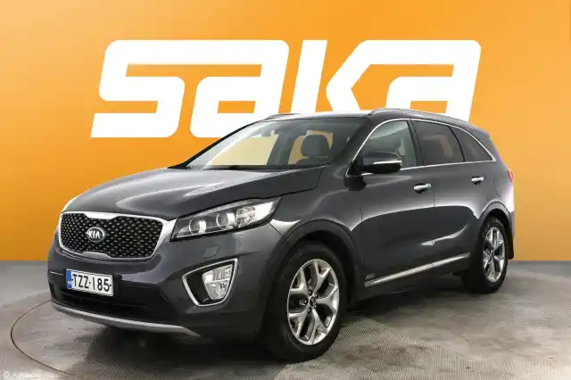 Harmaa Maastoauto, Kia Sorento – TZZ-185