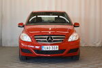 Punainen Tila-auto, Mercedes-Benz B – UAG-359, kuva 2