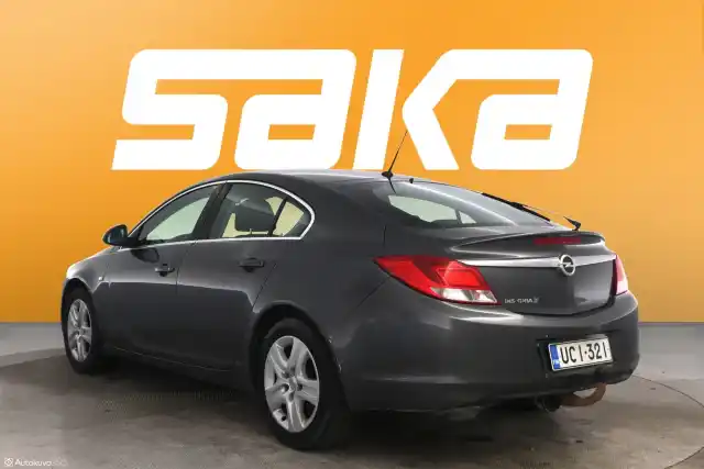 Harmaa Viistoperä, Opel Insignia – UCI-321