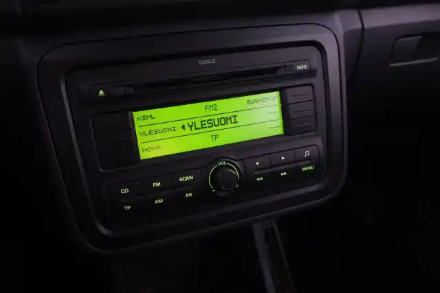 Harmaa Viistoperä, Skoda Fabia – UEF-878