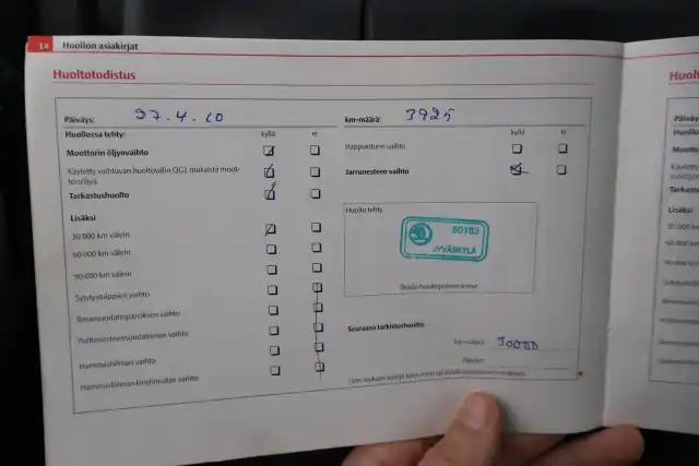 Harmaa Viistoperä, Skoda Fabia – UEF-878