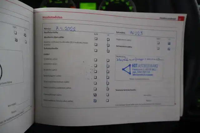 Harmaa Viistoperä, Skoda Fabia – UEF-878