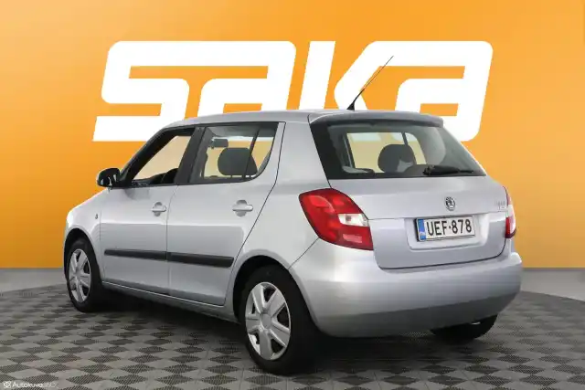 Harmaa Viistoperä, Skoda Fabia – UEF-878