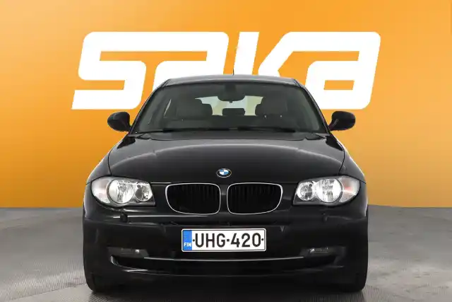 Musta Viistoperä, BMW 116 – UHG-420