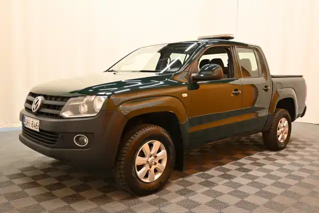 Vihreä Avolava, Volkswagen Amarok – UHI-846