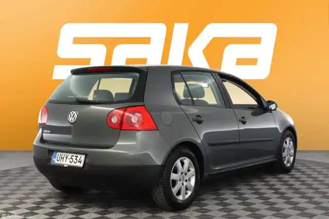 Vihreä Viistoperä, Volkswagen Golf – UHY-534