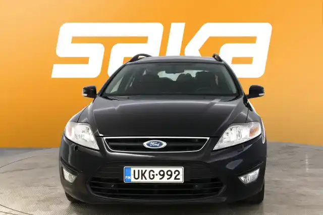 Musta Farmari, Ford Mondeo – UKG-992