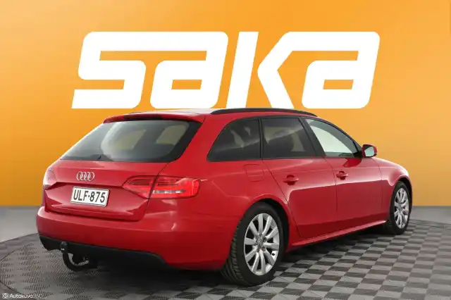 Punainen Farmari, Audi A4 – ULF-875