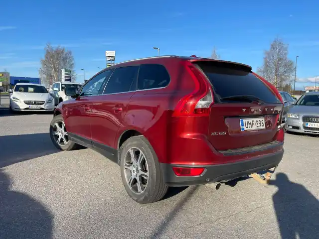 Punainen Farmari, Volvo XC60 – UMF-298