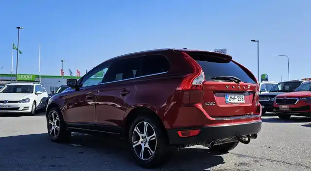 Punainen Farmari, Volvo XC60 – UMF-298