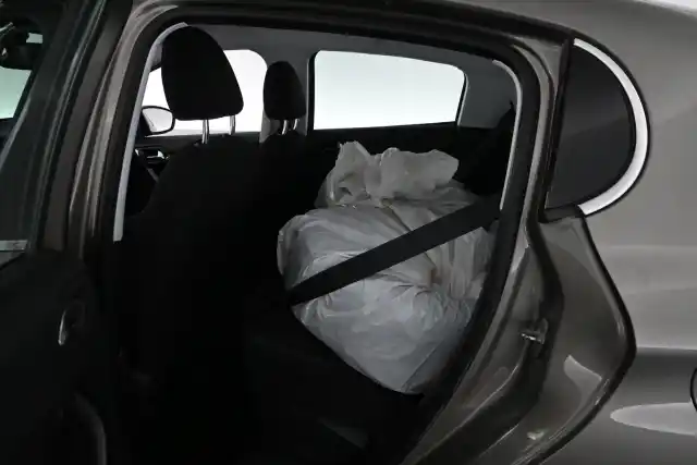 Harmaa Viistoperä, Peugeot 208 – UMG-403