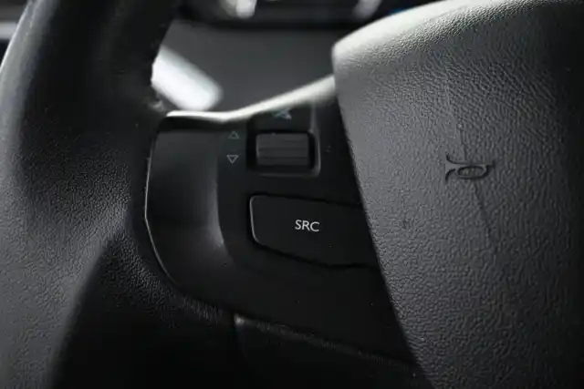 Harmaa Viistoperä, Peugeot 208 – UMG-403