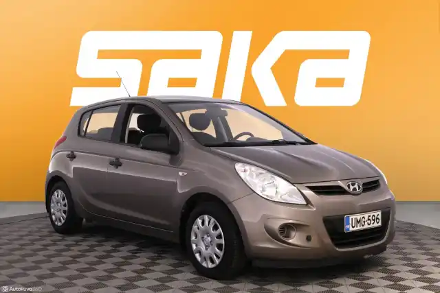Harmaa Viistoperä, Hyundai i20 – UMG-596