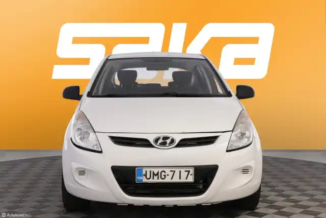 Valkoinen Viistoperä, Hyundai i20 – UMG-717