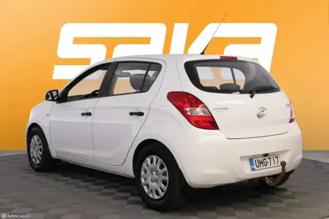 Valkoinen Viistoperä, Hyundai i20 – UMG-717