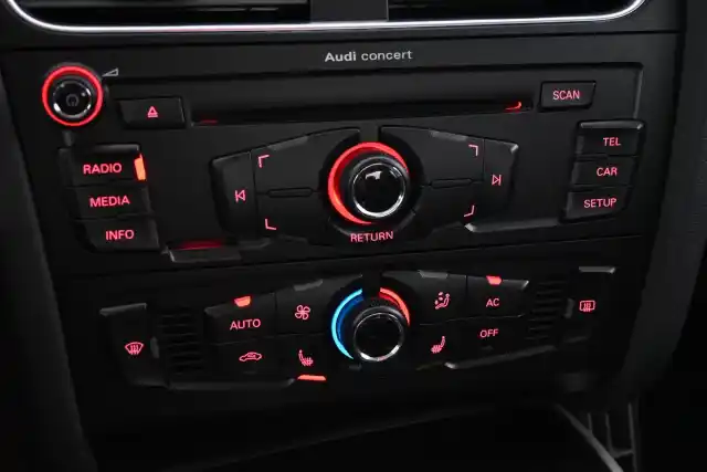 Musta Sedan, Audi A4 – UNF-248