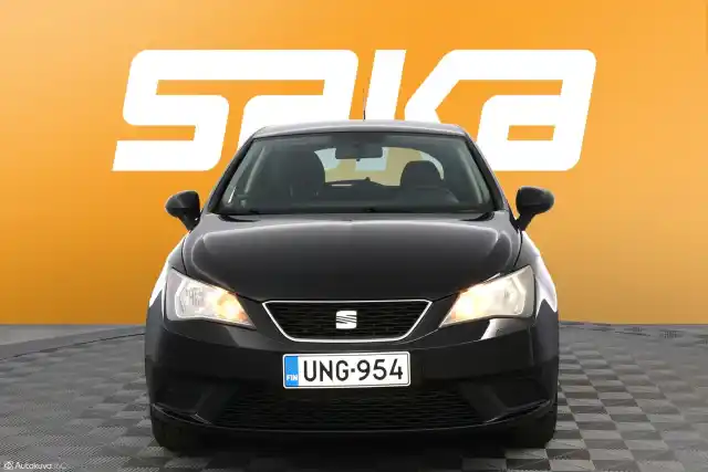 Musta Viistoperä, Seat Ibiza – UNG-954