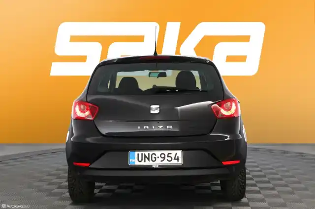 Musta Viistoperä, Seat Ibiza – UNG-954