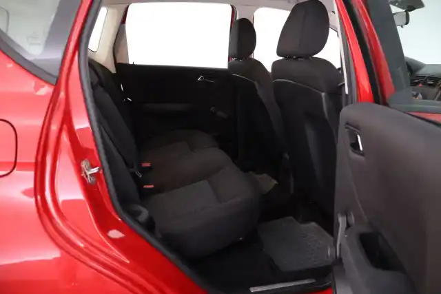 Punainen Farmari, Mercedes-Benz A – UNY-539