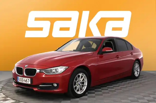 Punainen Sedan, BMW 318 – UOG-467
