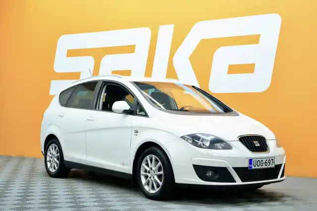 Valkoinen Tila-auto, Seat Altea XL – UOG-697