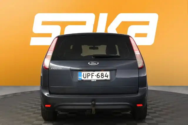 Harmaa Farmari, Ford Focus – UPF-684