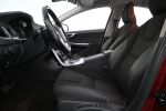 Punainen Sedan, Volvo S60 – UPG-549, kuva 13