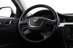 Ruskea Farmari, Skoda Superb – URG-916, kuva 16