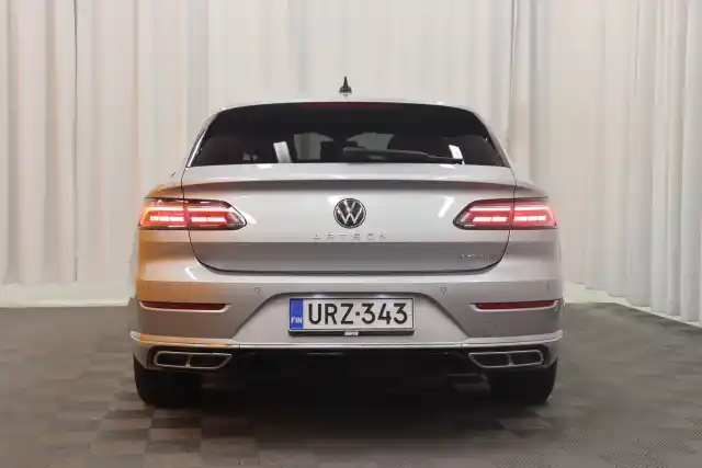 Harmaa Farmari, Volkswagen Arteon – URZ-343